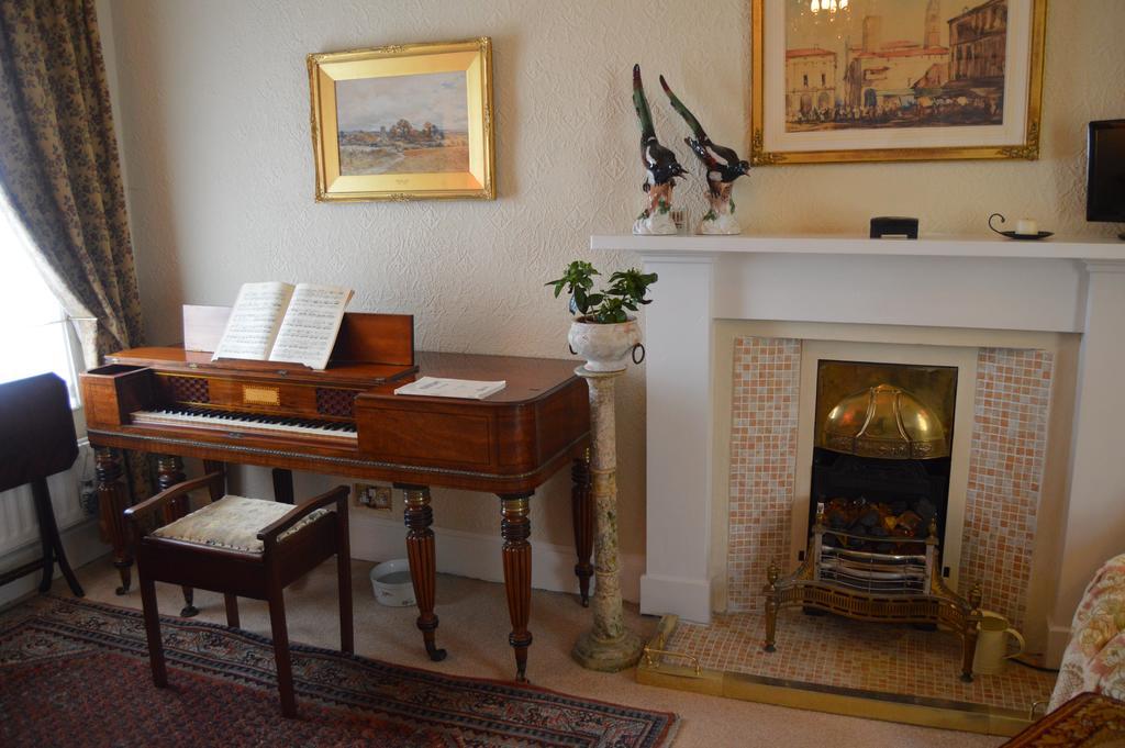 Lady Penelope'S B&B Duns Buitenkant foto